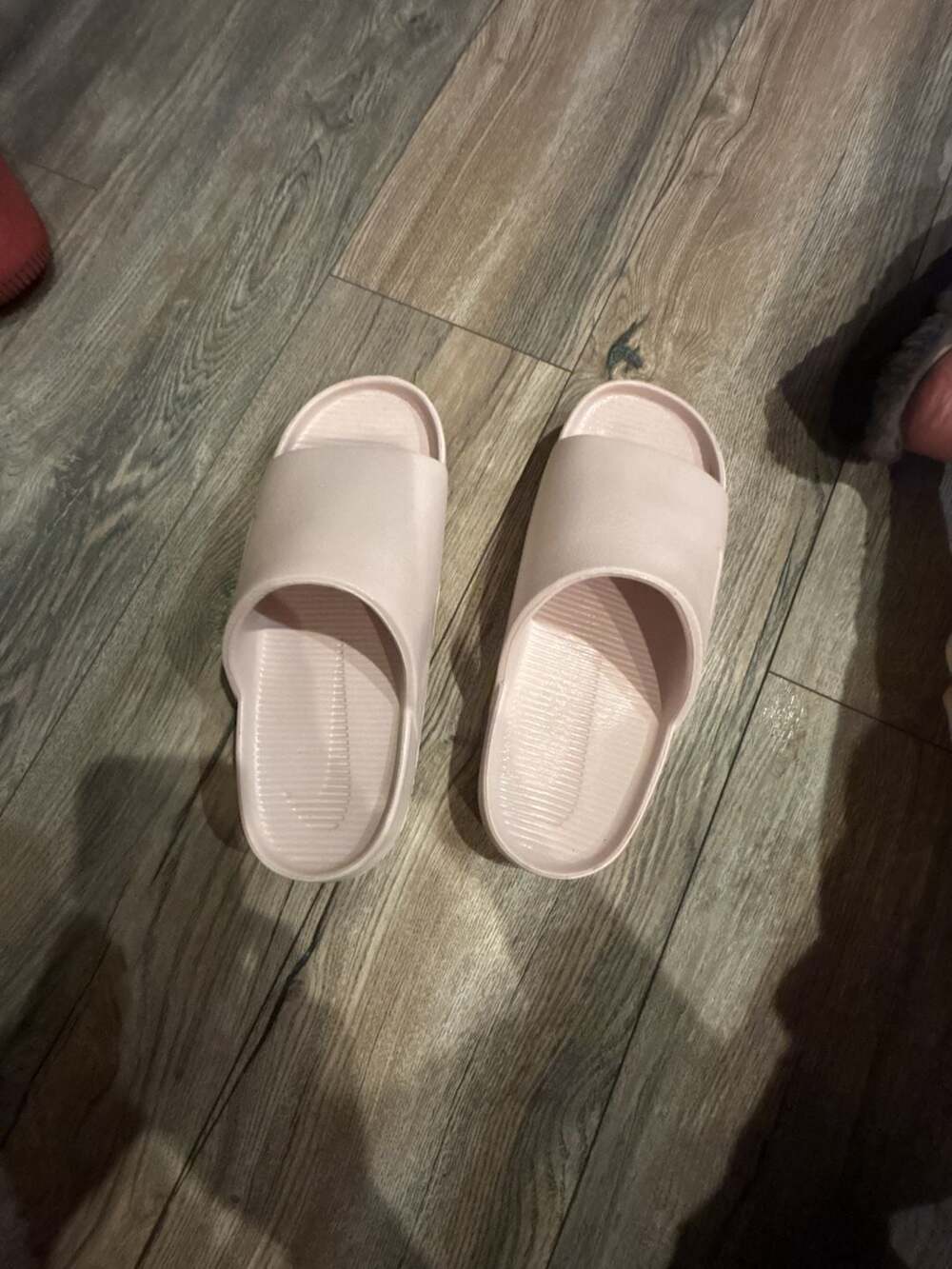 Nike Calm Slide Sandals Pink Size 9.5 Indoor Outdoor Slippers